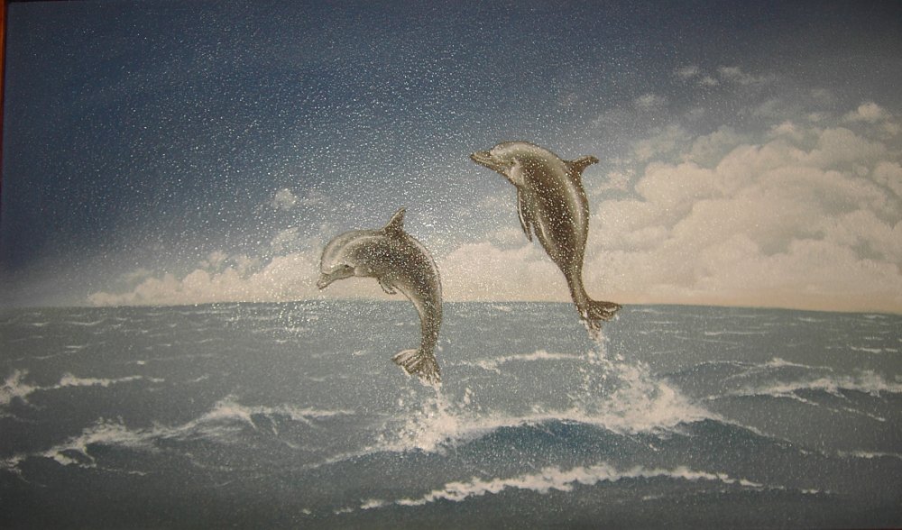 Дельфины уплывают в океан слушать. Дельфинчик уплыл. Дельфины вдали панорама картины художников. Дельфин плывет на спине одинок. В синем море плавают дельфины и плывут по морю корабли.