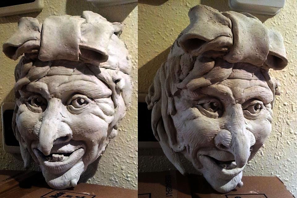 Голова из пластилина 6. Скульптурный портрет бабы яги. Баба Яга папье маше. Портрет в скульптуре. Голова из скульптурного пластилина.