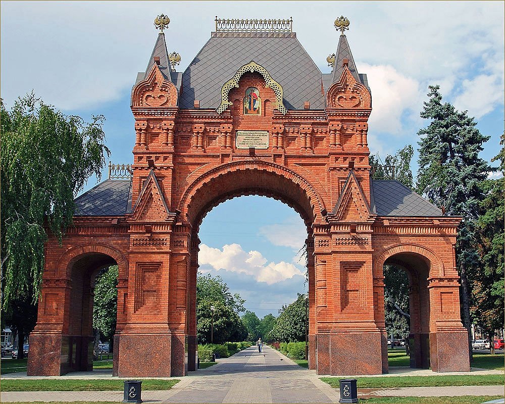 Александровская Триумфальная арка в Краснодаре